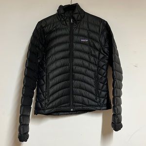 Patagonia black lightweight puffer jacket, size Small